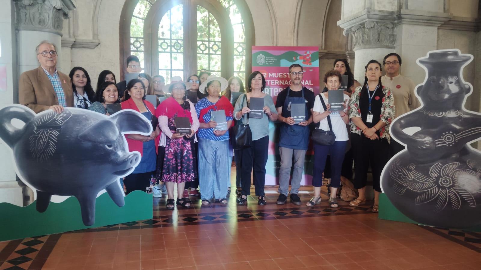 LANZAMIENTO LIBRO UC