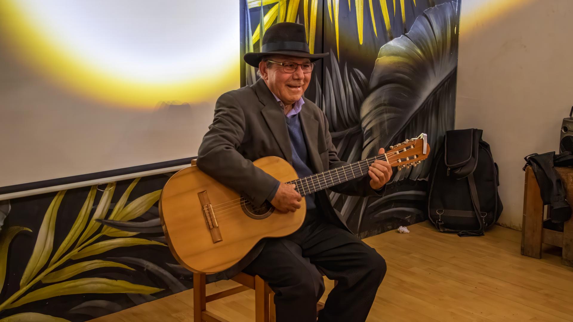 cantor valdiviano Juan