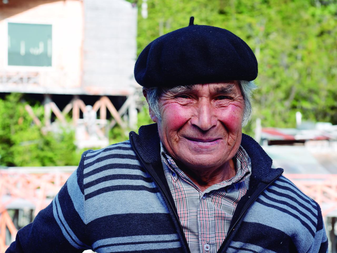 Retrato Olegario Hernández Yefe,THV , Caleta Tortel, 9.2.24. Fotógrafa Susana Villar