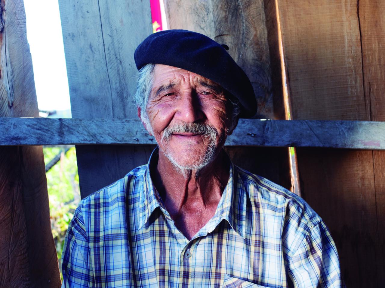 Retrato Aroldo Cárdenas Cárdenas, THV, Caleta Tortel, 9.2.24. Fotógrafa Susana Villar