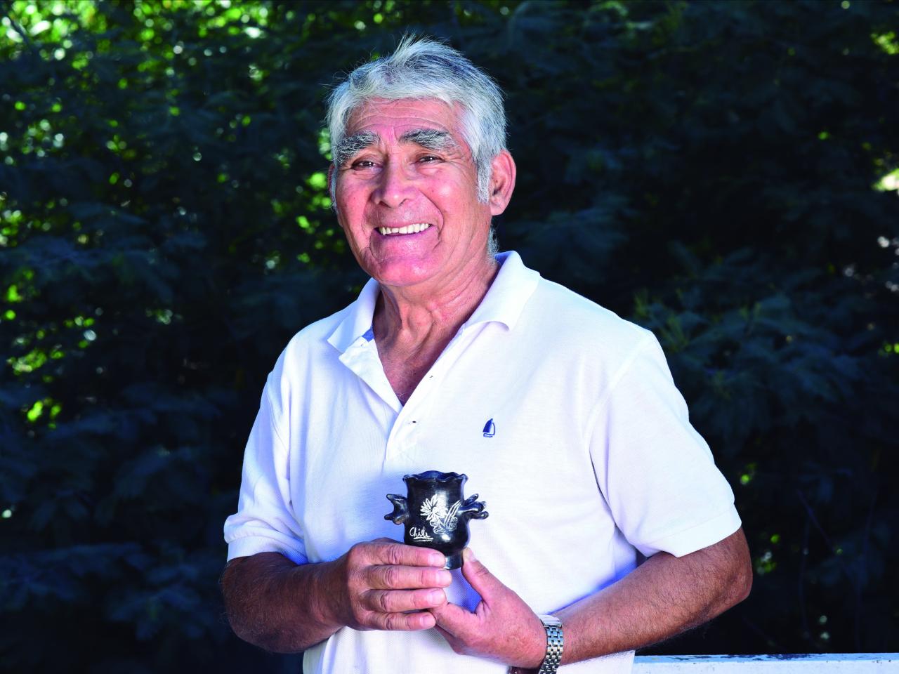 Retrato Gastón Montti Ortiz, THV, Quinchamalí, 2.2.24. Fotógrafa Susana Villar