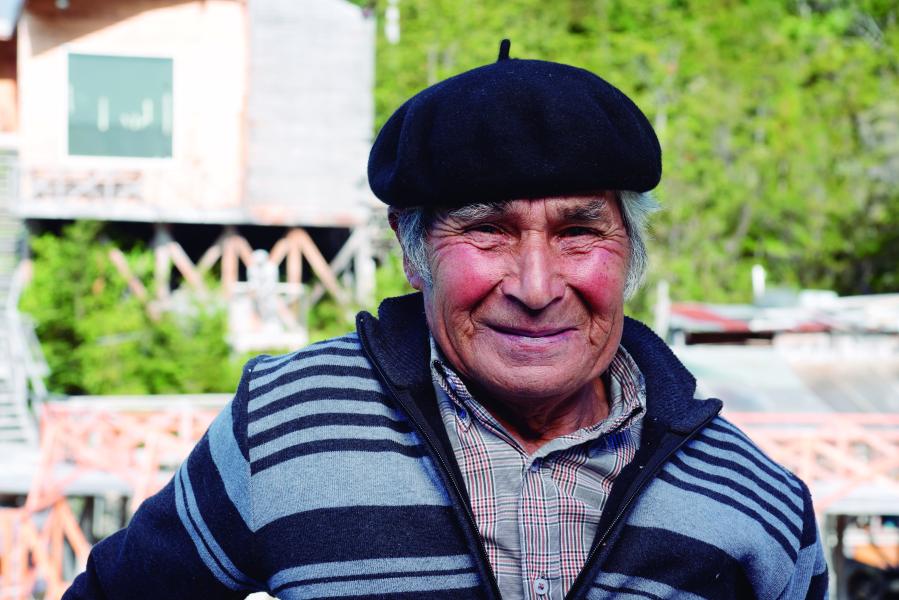 Retrato Olegario Hernández Yefe,THV , Caleta Tortel, 9.2.24. Fotógrafa Susana Villar