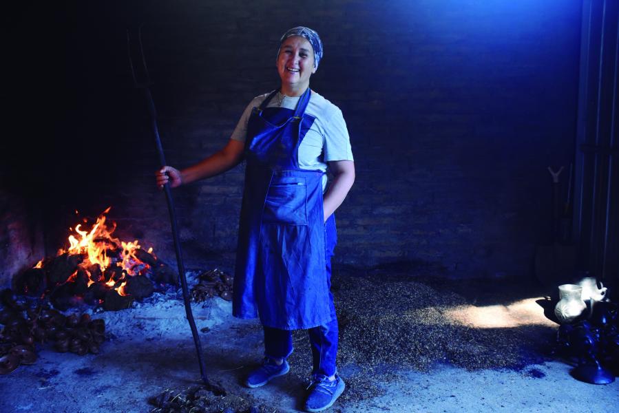 Retrato Marcela Aurelia Rodríguez Romero THV, Quinchamalí, 1.2.24. Fotógrafa Susana Villar