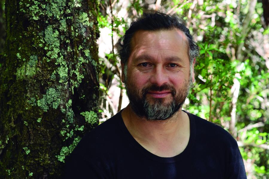 Retrato Lázaro Hernández THV, Caleta Tortel, 9.2.24. Fotógrafa Susana Villar