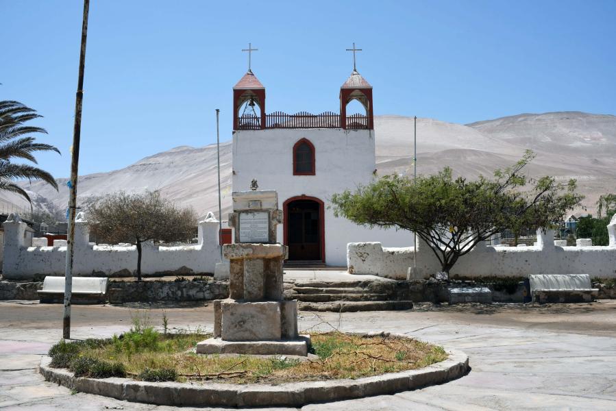 Iglesia de Poconchile ubicada al norte de Arica, 24.01.24, fotógrafa Susana Villar