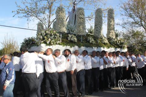 Portadores del Anda de la Fiesta de la Virgen de La Merced de Isla de Maipo- Fotografía proporcionada por la comunidad.jpg